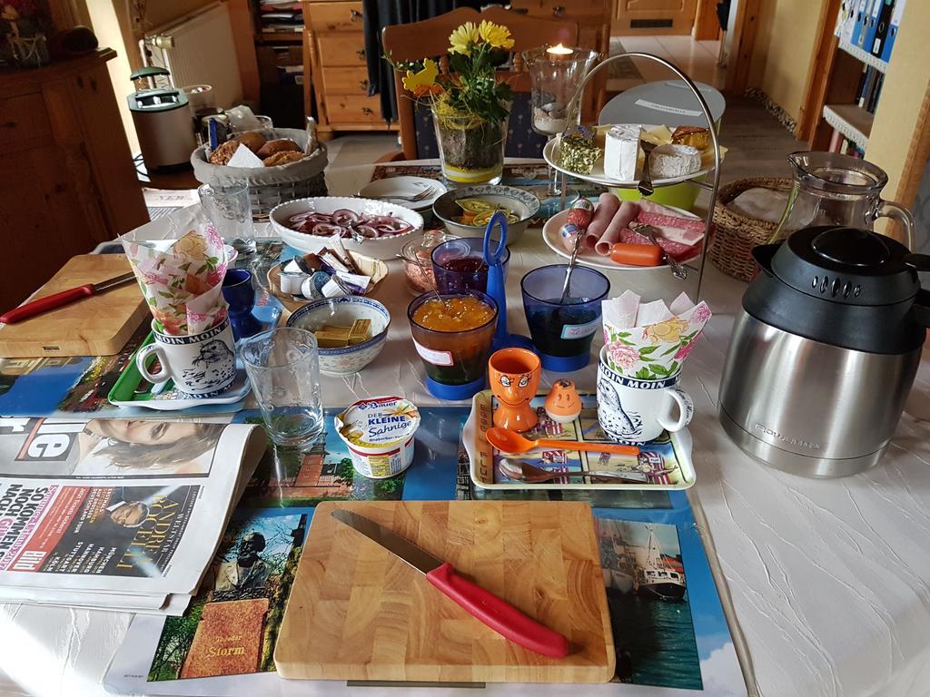 Pension Buetterich Appartement Husum  Buitenkant foto