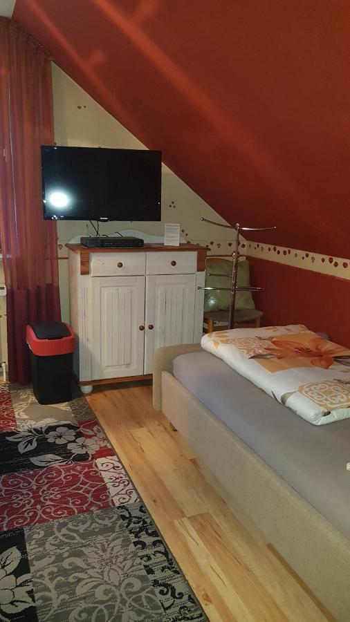 Pension Buetterich Appartement Husum  Buitenkant foto
